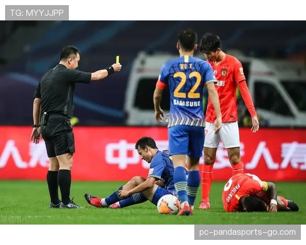 红牌判罚标准真的那么绝对吗？细看规则背后的灰色地带