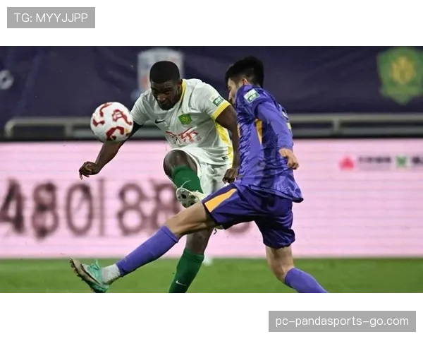 北京国安防守表现波动，当前阶段防线稳定性面临考验，能否调整影响赛季争夺走势