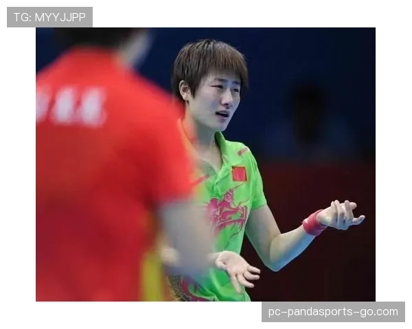 关于底线发球违例的界定与具体判罚解读